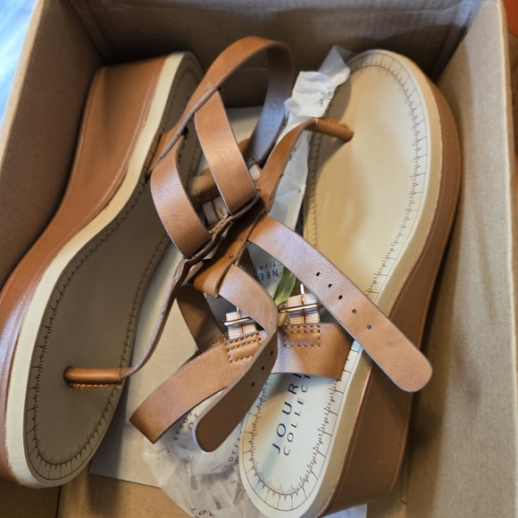 Journee Collection Tan Wedge Sandals - Picture 3 of 7